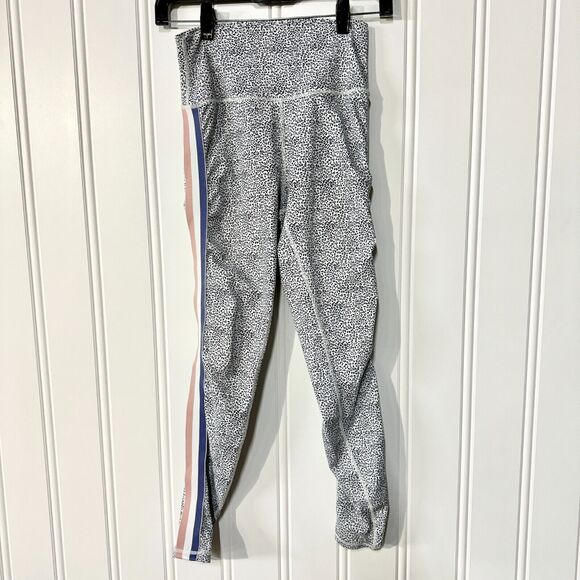 All Fenix Leggings Women Sz S Kyla Leopard High Impact Legging Gym Yoga Athletic - Picture 2 of 9